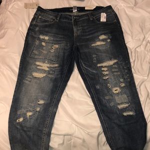 Maurice’s distressed skinny jeans size 18